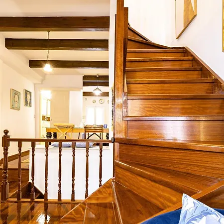 Semesterbostad Chanialiving Venetian Luxury House-near Plaza Parking