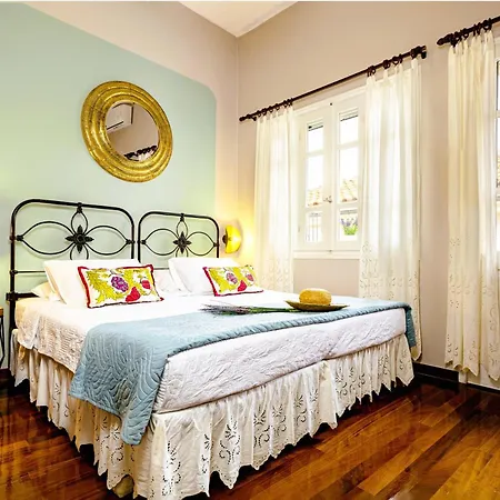 Chanialiving Venetian Luxury House-near Plaza Parking Chania (Crete)