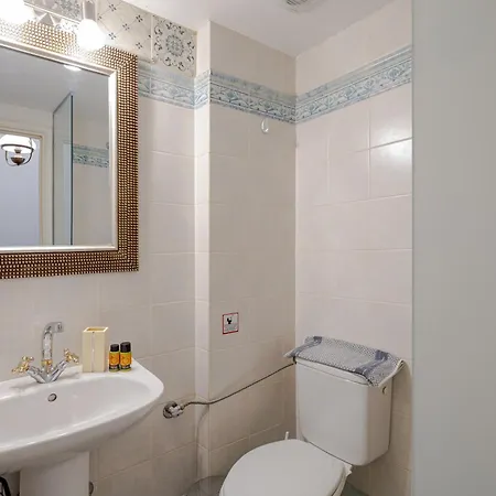 Chanialiving Venetian Luxury House-near Plaza Parking Chania (Crete)