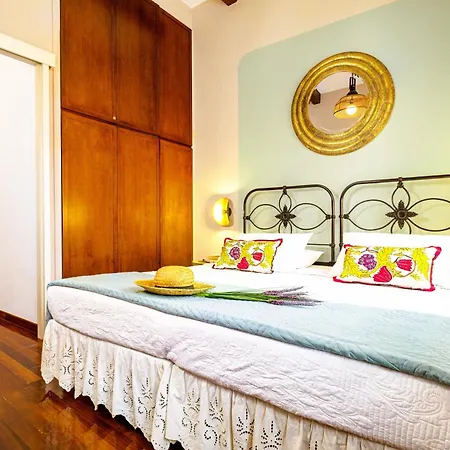 Chanialiving Venetian Luxury House-near Plaza Parking