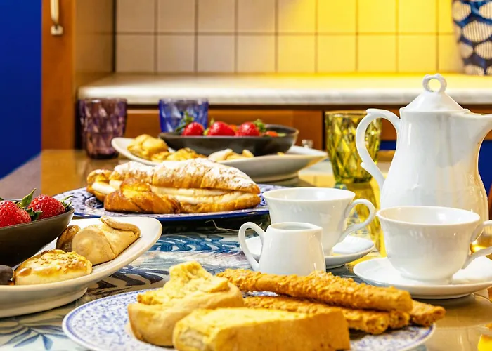 Дом отдыха Chanialiving Venetian Luxury House-near Plaza Parking