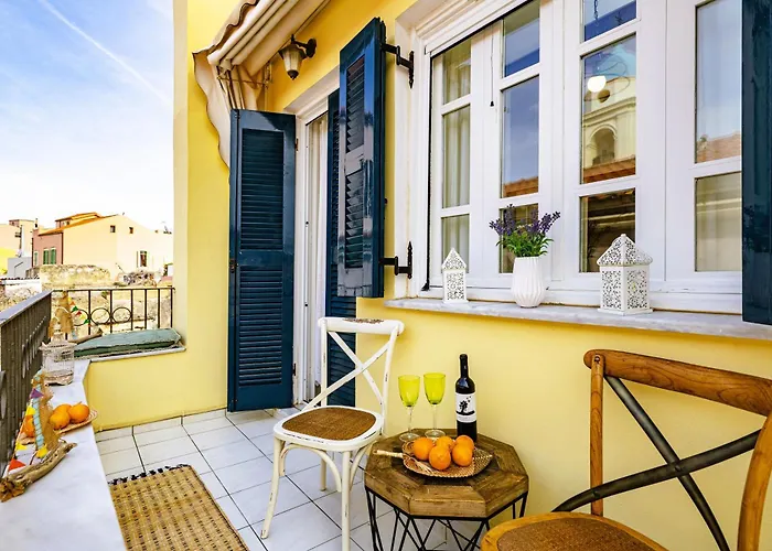 Дом отдыха Chanialiving Venetian Luxury House-near Plaza Parking *