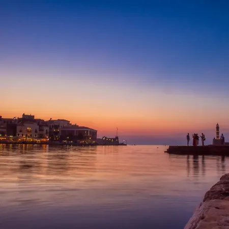 Chanialiving Venetian Luxury House-near Plaza Parking Vakantiehuis Chania (Crete)