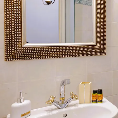 Chanialiving Venetian Luxury House-near Plaza Parking Vakantiehuis Chania (Crete)
