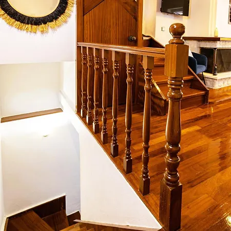 Chanialiving Venetian Luxury House-near Plaza Parking Vakantiehuis *