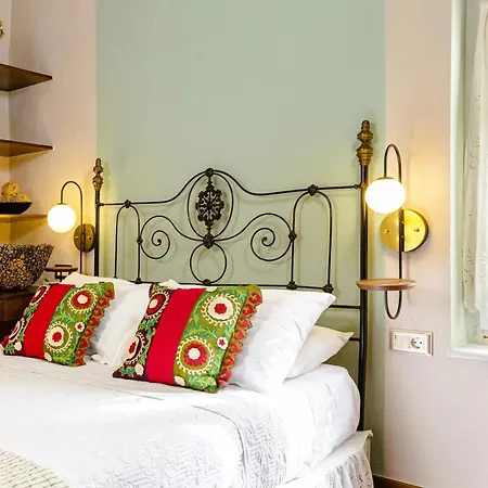 Chanialiving Venetian Luxury House-near Plaza Parking Vakantiehuis Chania (Crete)
