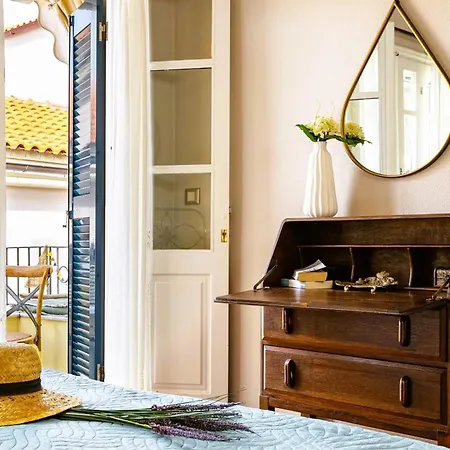 Chanialiving Venetian Luxury House-near Plaza Parking Vakantiehuis Chania (Crete)