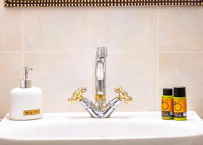 Chanialiving Venetian Luxury House-near Plaza Parking Σπίτι διακοπών *