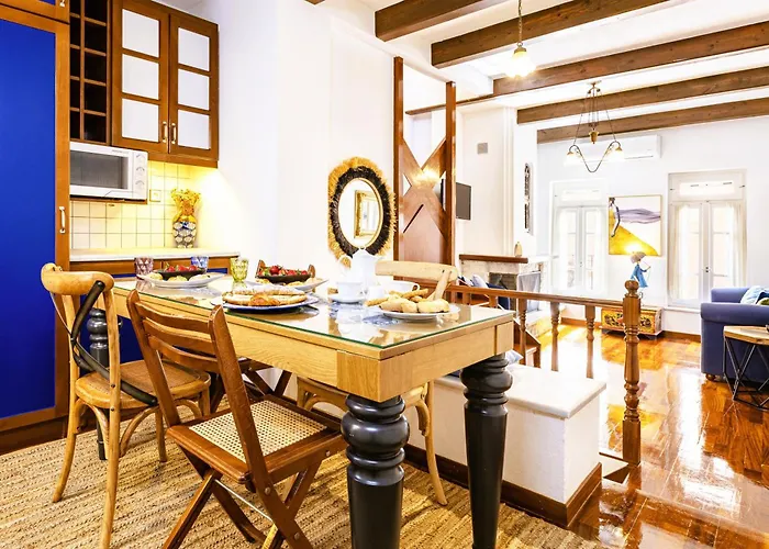 Chanialiving Venetian Luxury House-near Plaza Parking *