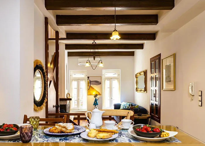 Chanialiving Venetian Luxury House-near Plaza Parking Σπίτι διακοπών