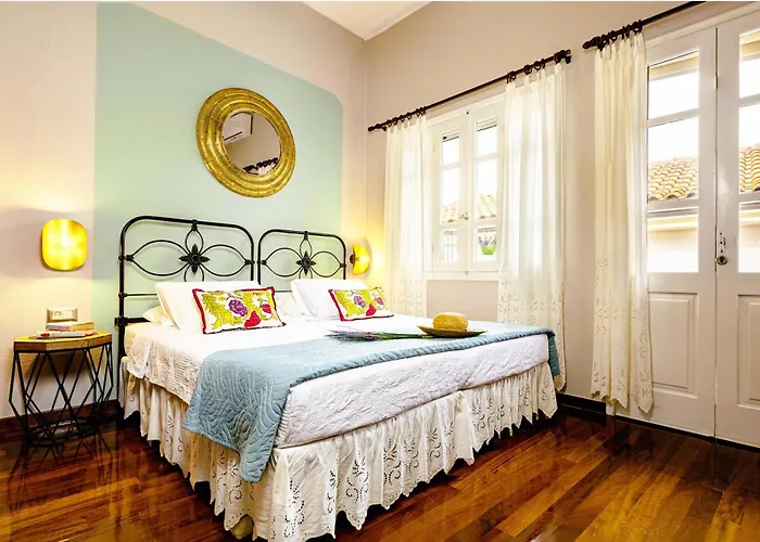 Chanialiving Venetian Luxury House-near Plaza Parking Χανιά